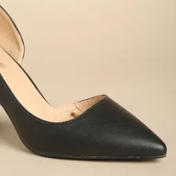 fyre rose Pointed-Toe Chunky Heel Pumps image 4