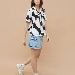 ginger by lifestyle Regular Fit Abstract Shirt image 4