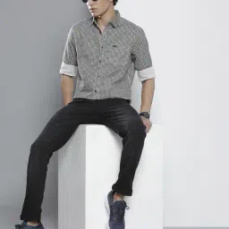 the indian garage co Checked Shirt with Patch Pocket image 4