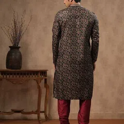 ethnic india Men Floral Long Kurta image 4