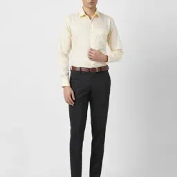 van heusen Men Slim Fit Flat-Front Trousers image 4
