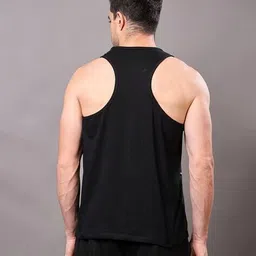 yellow tree Men Printed Round-Neck Vest image 4