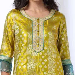 avaasa set Women Printed Straight Kurta & Palazzos image 4