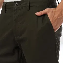 netplay Men Slim Fit Flat-Front Chinos image 4