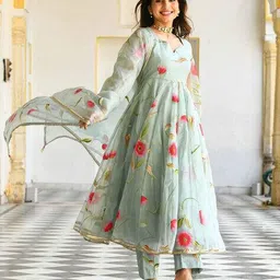 quelea Women Floral Print Flared Kurta Set image 4