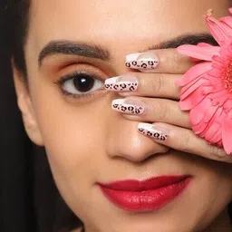 lick Women Set of 28 Reusable Artificial Press On Nails image 4