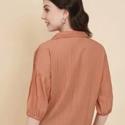 leia Women Cuban-Collar Boxy Fit Shirt image 4