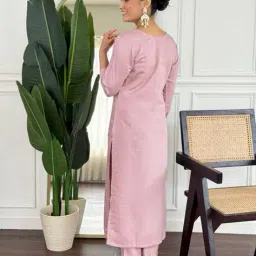 piludi Women Floral Embroidered Straight Kurta with Pants & Dupatta image 4