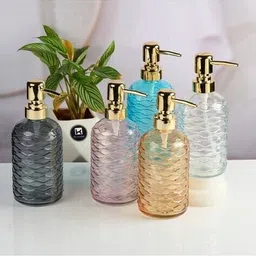 kookee Ribbed Bathroom Accessories image 4