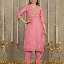 aramya Women Pants with Insert-Pockets image 4