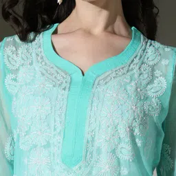 indie picks Women Hand Embroidered Lucknowi Chikankari Kurta image 4