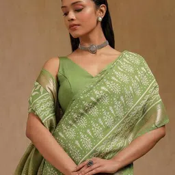 soch Women Silk Blend Zari Woven Saree  image 4