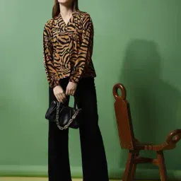 jomo fomo Women Printed Relaxed Fit Shirt image 4