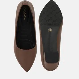 mozafia Women Pointed-Toe Pump Heeled Sandals image 4