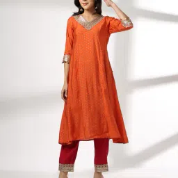 avaasa set Women Embellished A-Line Kurta with Pants Set image 4