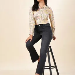 akkriti by pantaloons Women Regular Fit Printed Shirt image 4