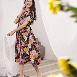 zelena Women Printed A-Line Dress image 4