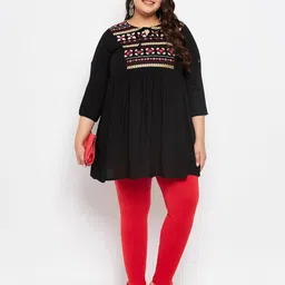 clora creation plus Ankle-Length Leggings with Pockets image 5