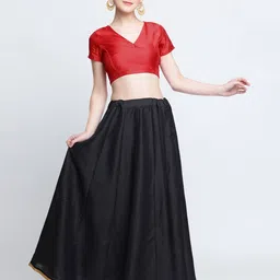 studiorasa Women V-Neck Back-Open Blouse image 5