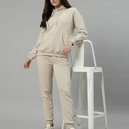 unaone Women Joggers with Insert Pockets image 5