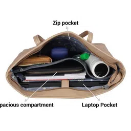 mochi Women Quilted Tote Bag image 5