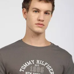 tommy hilfiger Men Noah Regular Fit T-Shirt image 5
