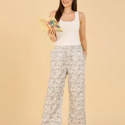 cefalu Women Leaf Print Pyjamas with Elasticated Drawstring Waist image 5