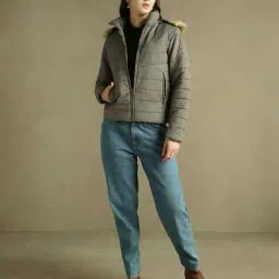 dl woman Women Quilted Regular Fit Jacket with Detachable Hood image 5