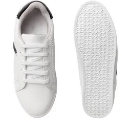 creattoes Women Colourblock Lace-Up Shoes with Stitch Detail image 5