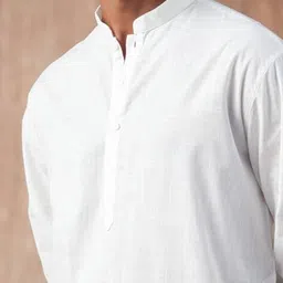 kingdom of white Men Long Kurta with Mandarin Collar image 5