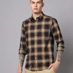 u.s. polo assn. Men Checked Tailored Fit Shirt with Patch Pocket image 5