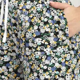 r&b Women Floral Shorts image 5