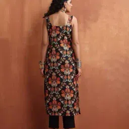 truebrowns Women Floral Kurta Set image 5