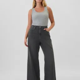 gap Women Lightly Washed High-Rise Wide-Leg Jeans image 5