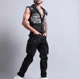 italian colony Men Tapered Fit Cargo Pants image 5