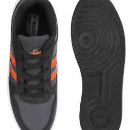jqr Men Sneakers With PU Upper image 5