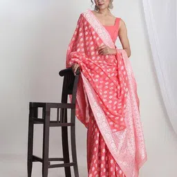 janasya Woven Saree with Contrast Border  image 5