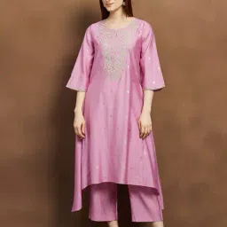 melange by lifestyle Women Embroidered Straight Kurta Set image 5