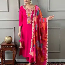 dayaachi Women Embroidered Straight Kurta with Pants & Dupatta image 5