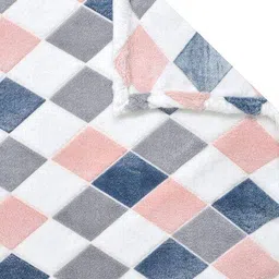 fabinaliv 300 TC Geometric Print King Size Bedsheet with Pillow Covers image 5