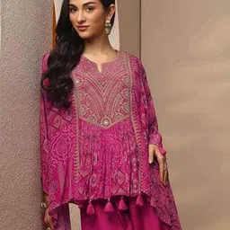 libas art Women Embellished Kurta Set image 5