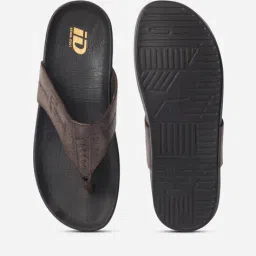 id Men Thong-Strapped Flat Sandals image 5