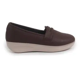 fausto Women Round-Toe Slip-On Shoes image 5