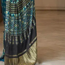 ri-wah Ajrak Printed Silk Saree  image 5