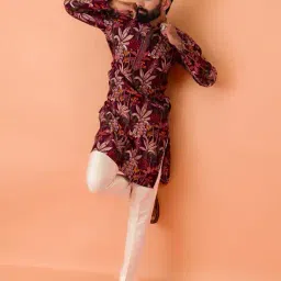 kisah Men Floral Print Regular Fit Long Kurta image 5