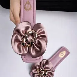 shoetopia Girls Open-Toe Slip-On Flat Sandals with Floral Applique-picture-22