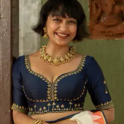 suta Women Self-design Blouse image 1