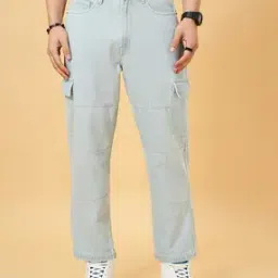 Men Relaxed Fit Cargo Jeans-image-33