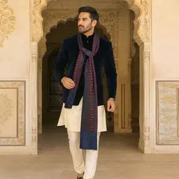 muffly Men Printed Stole-picture-42