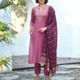 nyrika Women Embroidery Kurta Set image 1